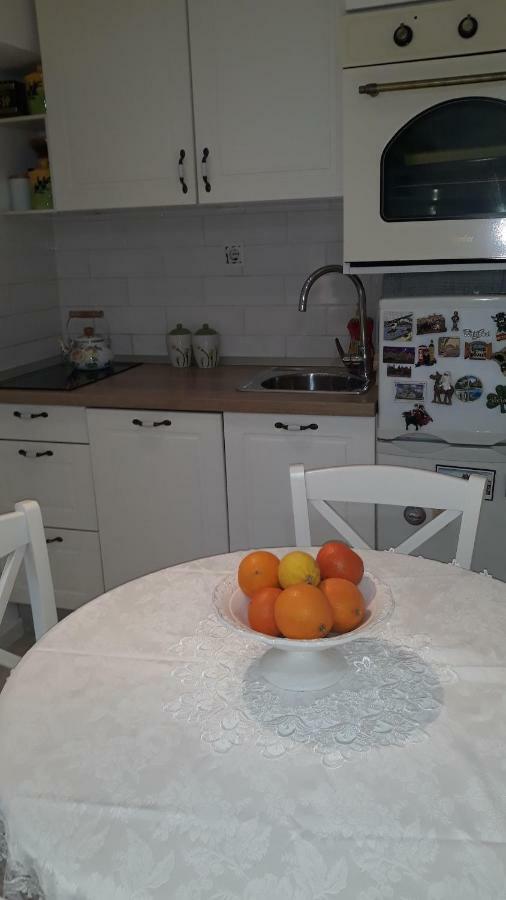 Studio Apartment Angie Split Eksteriør billede